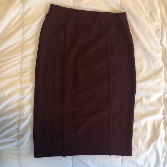 Motherhood Maternity Maroon Pencil Skirt Size S - Picture 1 of 3